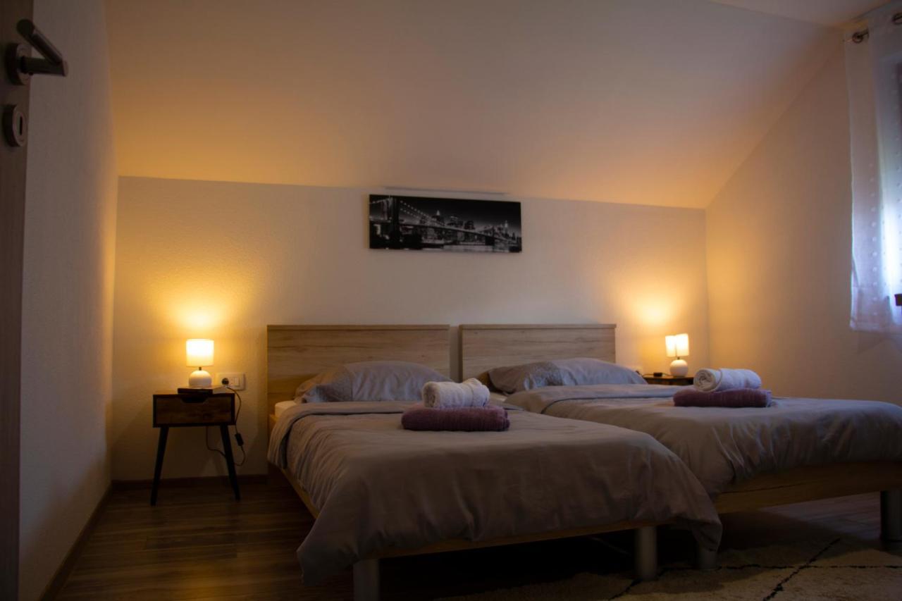 Apartamento Timeless Gospić Exterior foto